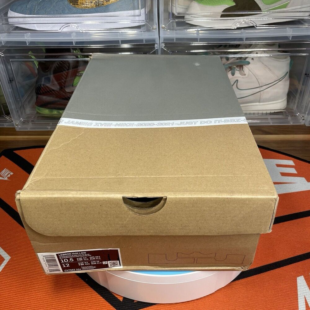 Size 10.5- Nike LeBron 18 XVIII Low - Stewie Griffin SOLD - Picture 11 of 11